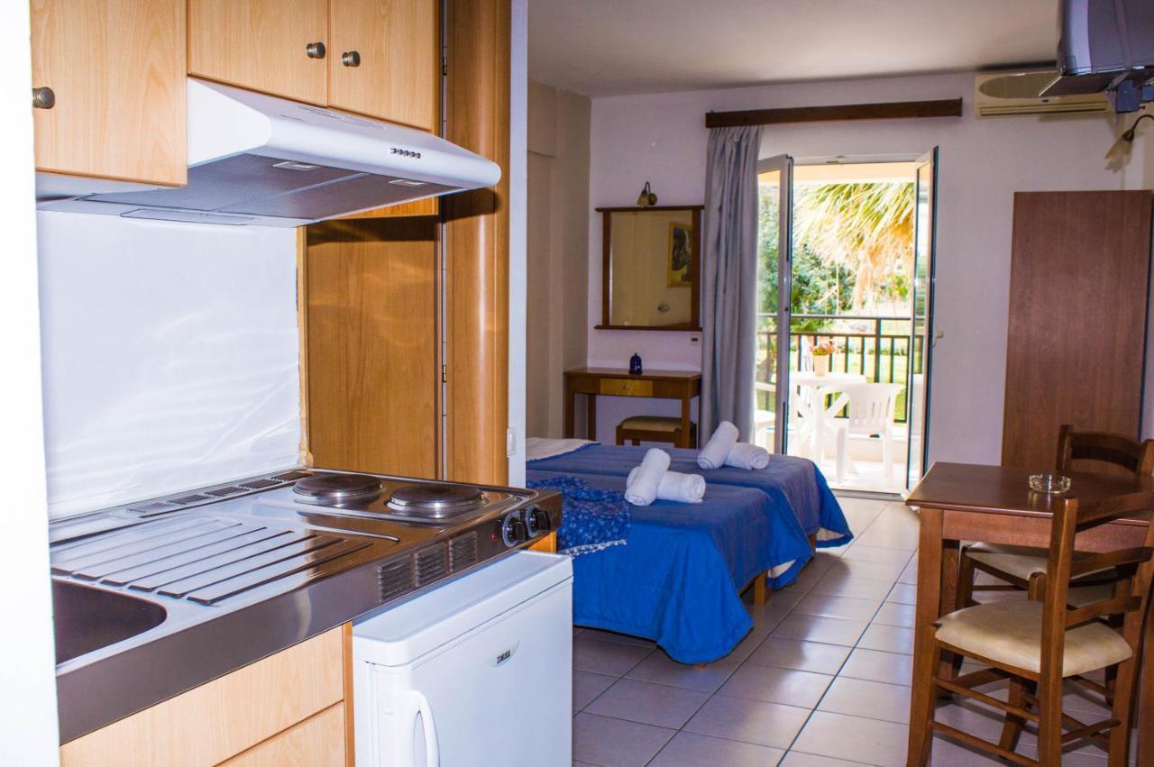 Sunshine Studios & Apartments Сталида Экстерьер фото